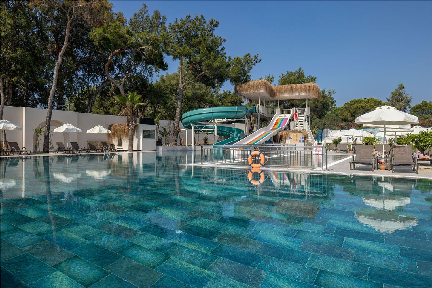 Hotel Berry Blue 5*